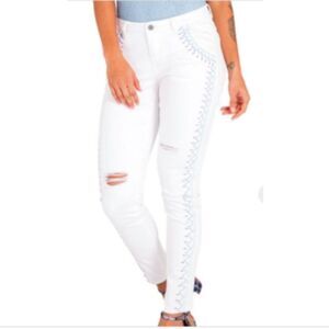 Poetic Justice Shantelle Jean 16R Tribal Embroidered White Skinny Distressed